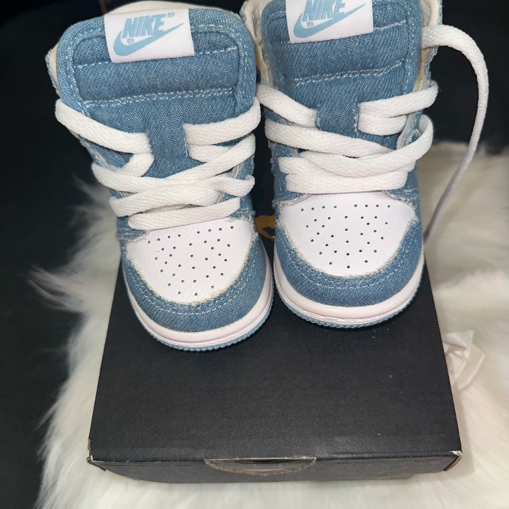 Nike Kids Denim Blue and White Sneakers
